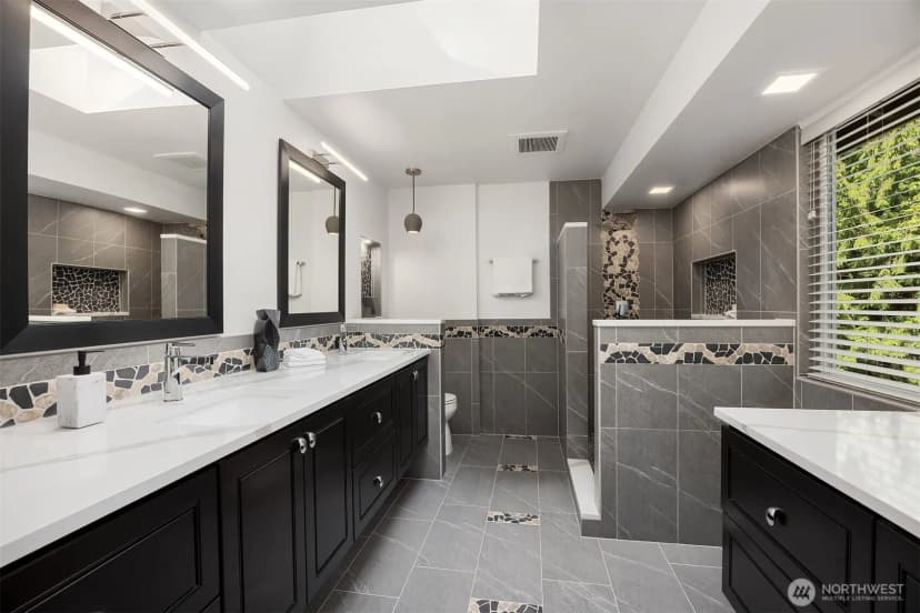 Property photo for 9360 Se 68th, Mercer Island photo 22
