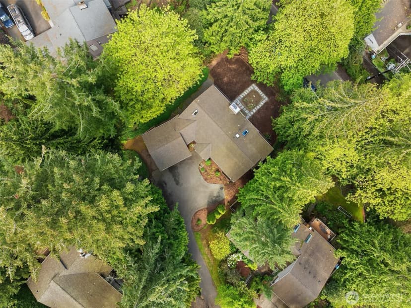 Property photo for 9360 Se 68th, Mercer Island photo 37