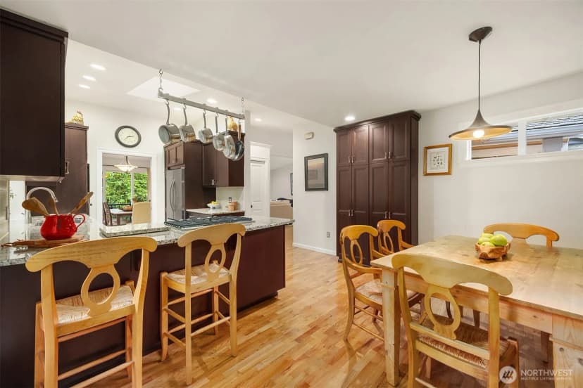 Property photo for 9360 Se 68th, Mercer Island photo 14