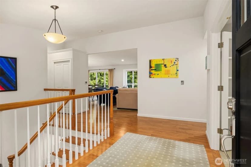 Property photo for 9360 Se 68th, Mercer Island photo 9