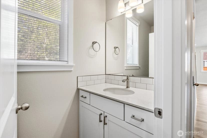 Property photo for 30341 117th Court Se, Auburn photo 16