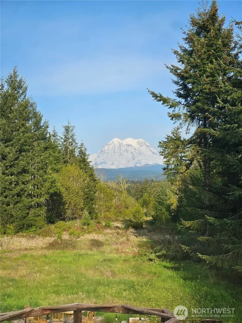 Property photo for 35315 78th Avenue E, Eatonville photo 29