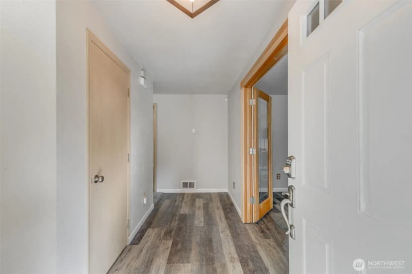 Property photo for 35315 78th Avenue E, Eatonville photo 8