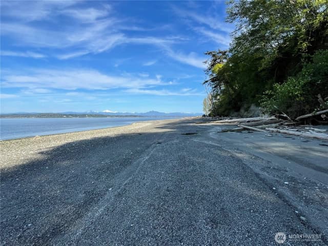 Property photo for 11 C Tax Id: 00466300001100, Hat Island photo 3