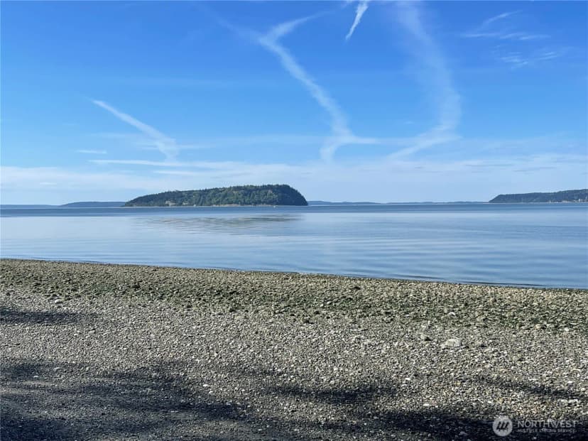 Property photo for 11 C Tax Id: 00466300001100, Hat Island photo 5