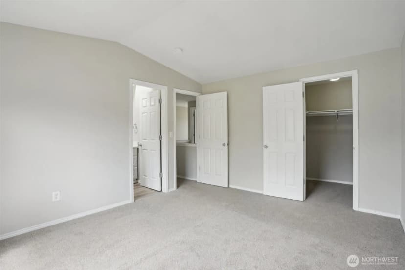 Property photo for 9202 150th Street E, Puyallup photo 4