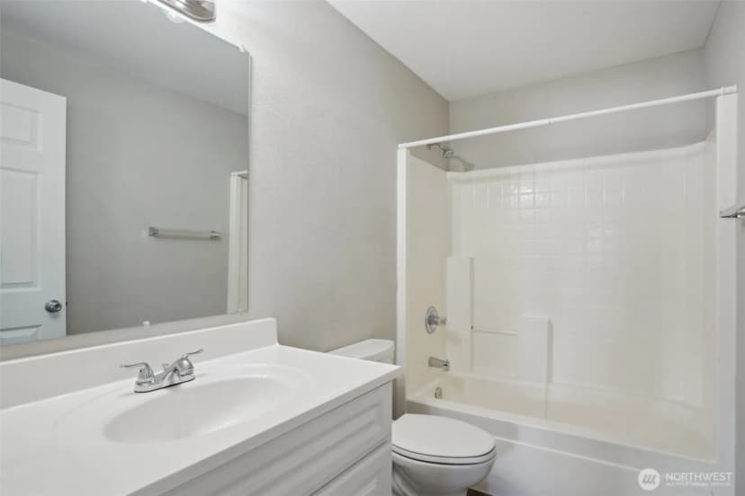 Property photo for 9202 150th Street E, Puyallup photo 6