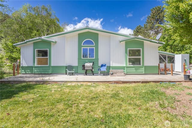 Property photo for 1224 Union Valley Road, Chelan