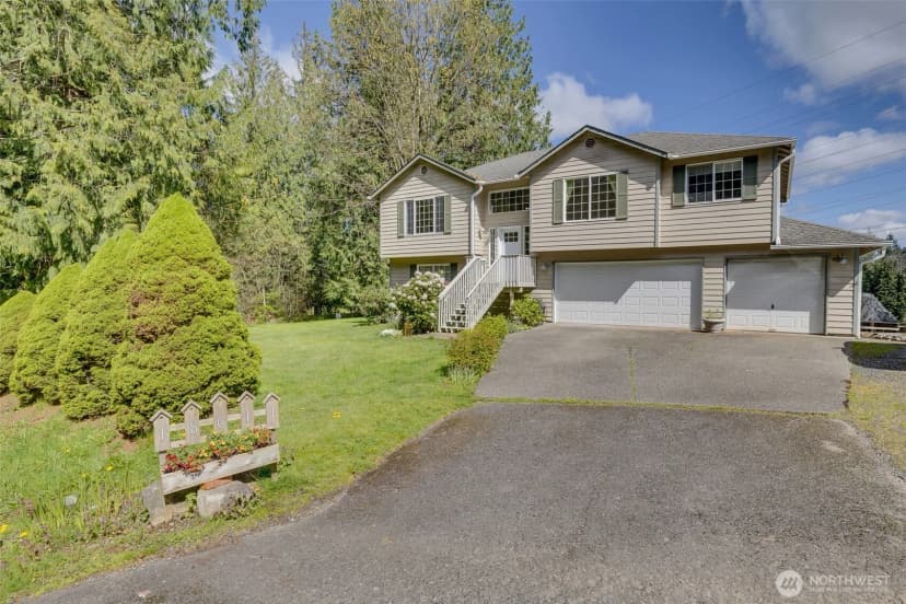 Property photo for 18611 92nd Street Se, Snohomish photo 3