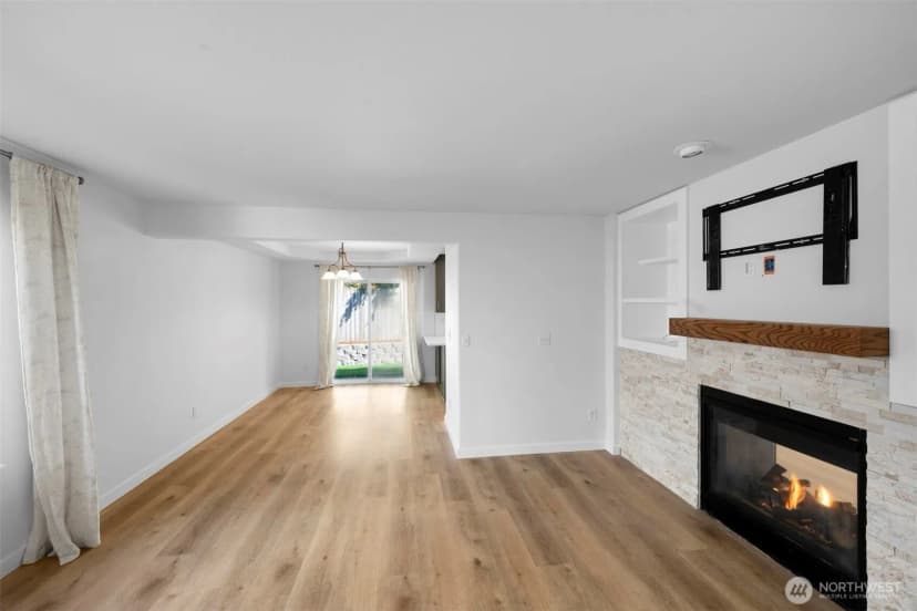Property photo for 19312 76th Place Ne, Kenmore photo 40