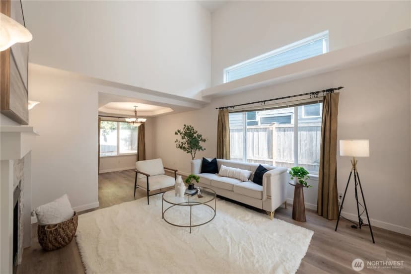 Property photo for 19312 76th Place Ne, Kenmore photo 5
