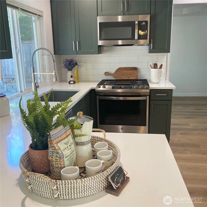 Property photo for 19312 76th Place Ne, Kenmore photo 34