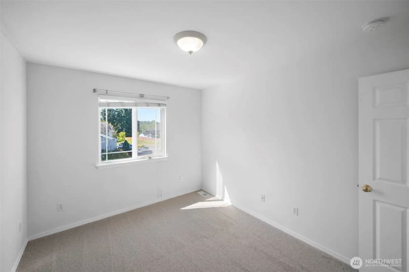 Property photo for 19312 76th Place Ne, Kenmore photo 23