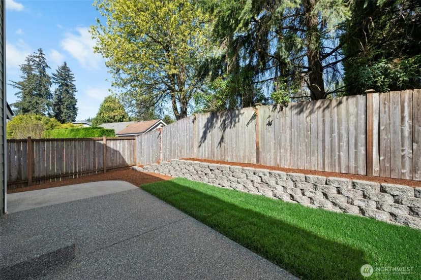 Property photo for 19312 76th Place Ne, Kenmore photo 25
