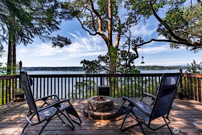 Property photo for 416 W Herron Boulevard Nw, Lakebay