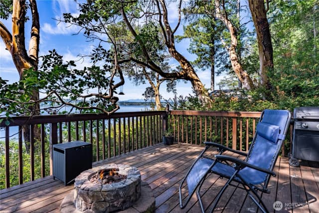 Property photo for 416 W Herron Boulevard Nw, Lakebay photo 4