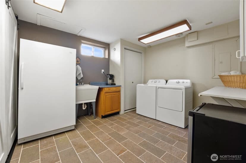 Property photo for 502 L Street Sw, Quincy photo 31