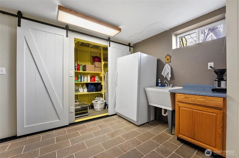 Property photo for 502 L Street Sw, Quincy photo 29