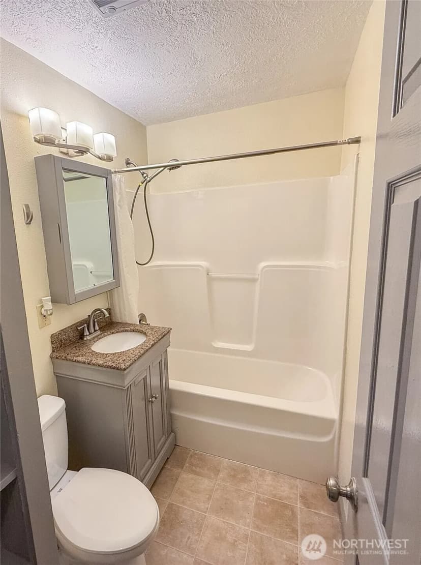 Property photo for 914 Puget Street Ne, Olympia photo 13