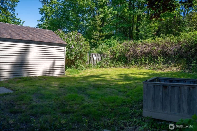 Property photo for 914 Puget Street Ne, Olympia photo 16