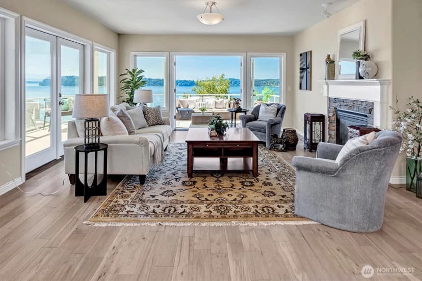 Property photo for 10123 Marine View Drive, Mukilteo photo 8