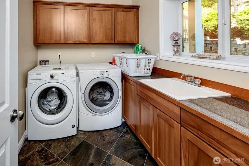 Property photo for 10123 Marine View Drive, Mukilteo photo 31