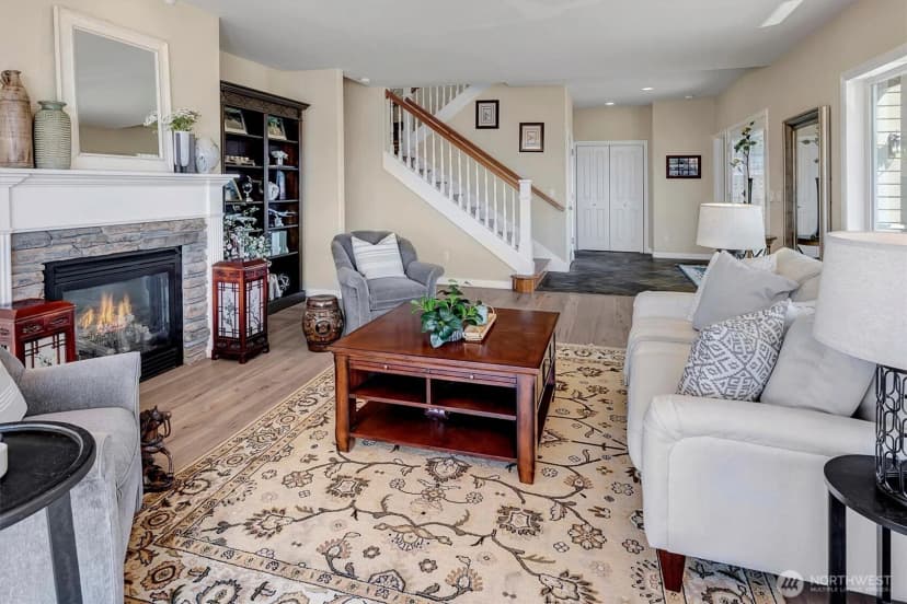 Property photo for 10123 Marine View Drive, Mukilteo photo 9