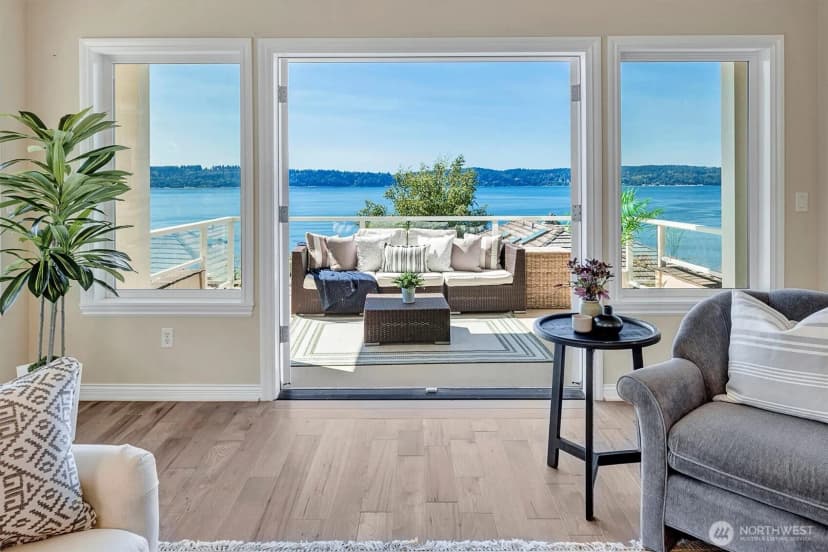 Property photo for 10123 Marine View Drive, Mukilteo photo 11