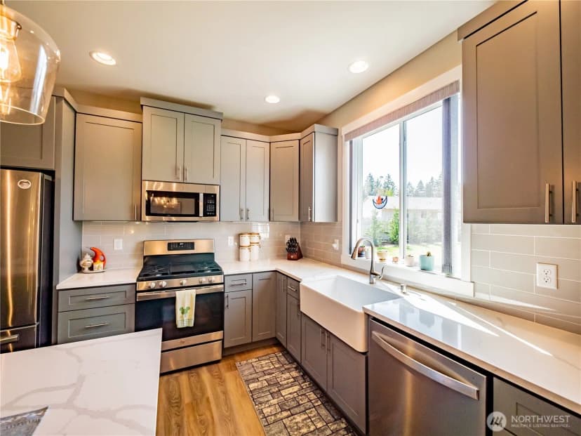 Property photo for 806 Cody Street Se, Rainier photo 15