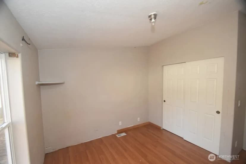 Property photo for 16010 Goldbar Boulevard, Gold Bar photo 5