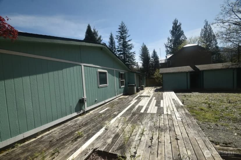 Property photo for 16010 Goldbar Boulevard, Gold Bar photo 10