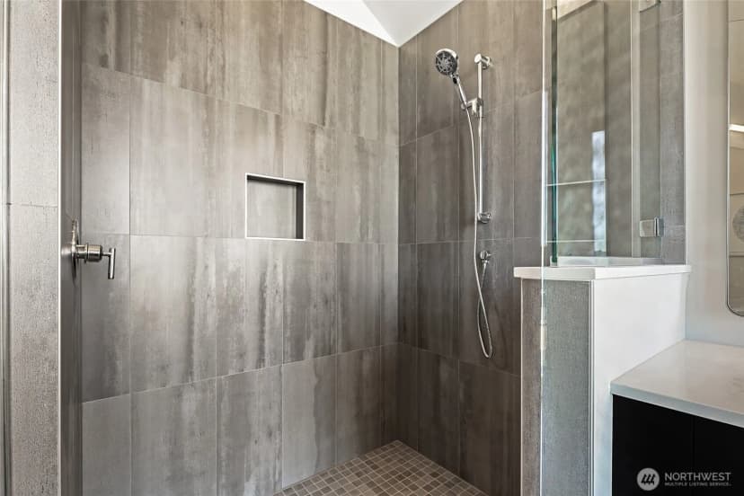 Property photo for 9752 A Holman Road Nw, Seattle photo 14