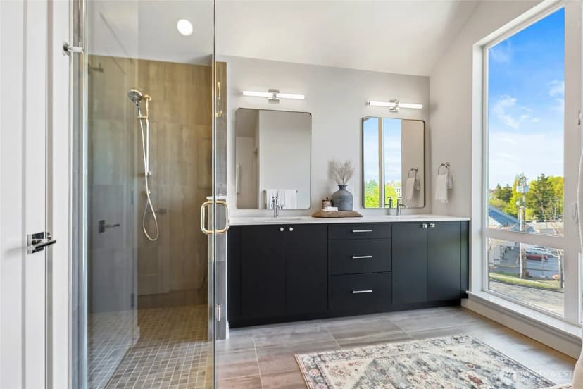 Property photo for 9752 A Holman Road Nw, Seattle photo 13
