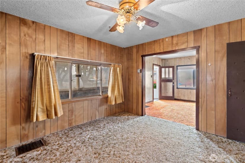 Property photo for 415 Walker St, Wenatchee photo 8