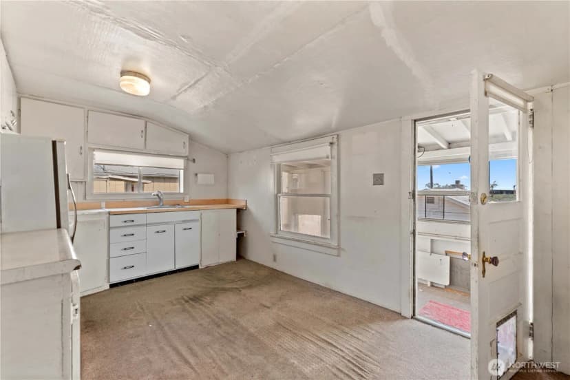 Property photo for 415 Walker St, Wenatchee photo 13