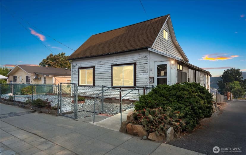Property photo for 415 Walker St, Wenatchee photo 30