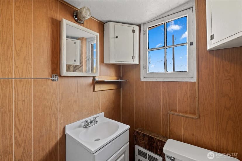 Property photo for 415 Walker St, Wenatchee photo 28