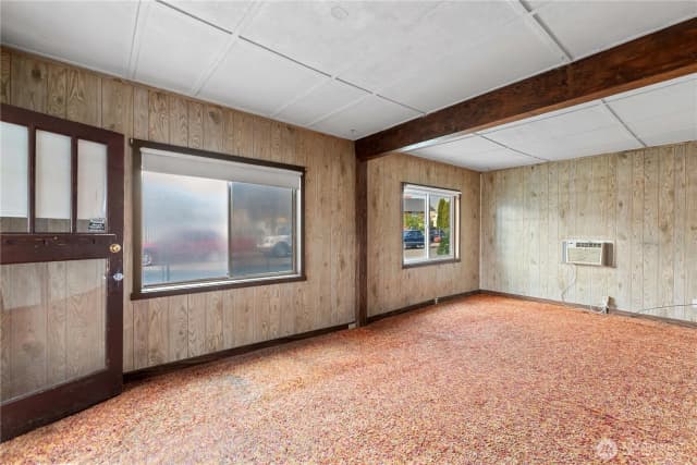 Property photo for 415 Walker St, Wenatchee photo 3