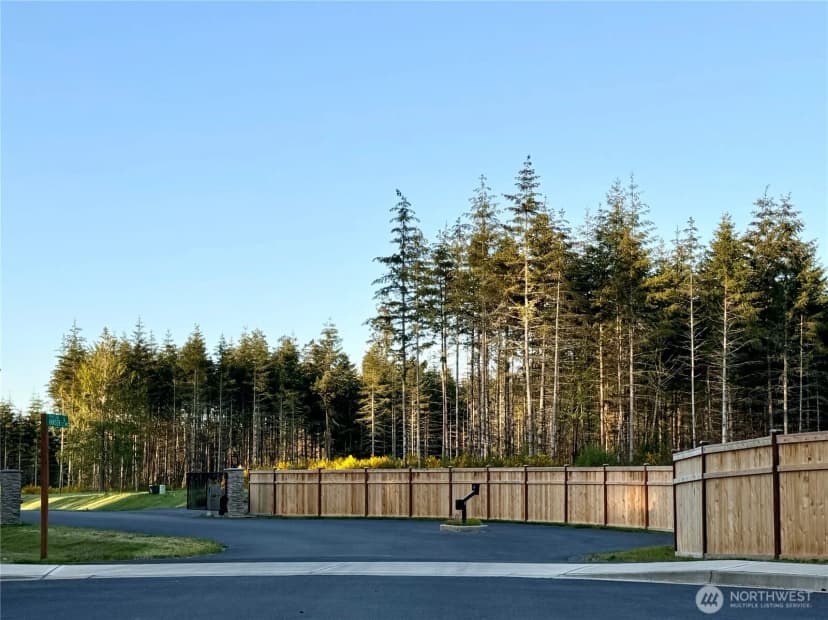 Property photo for 7624 Hansen Court Nw, Gig Harbor photo 5