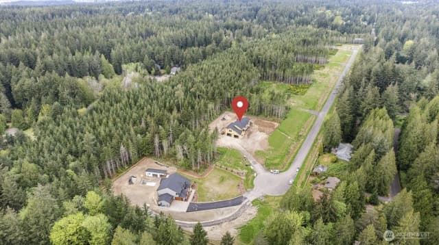 Property photo for 7624 Hansen Court Nw, Gig Harbor photo 4