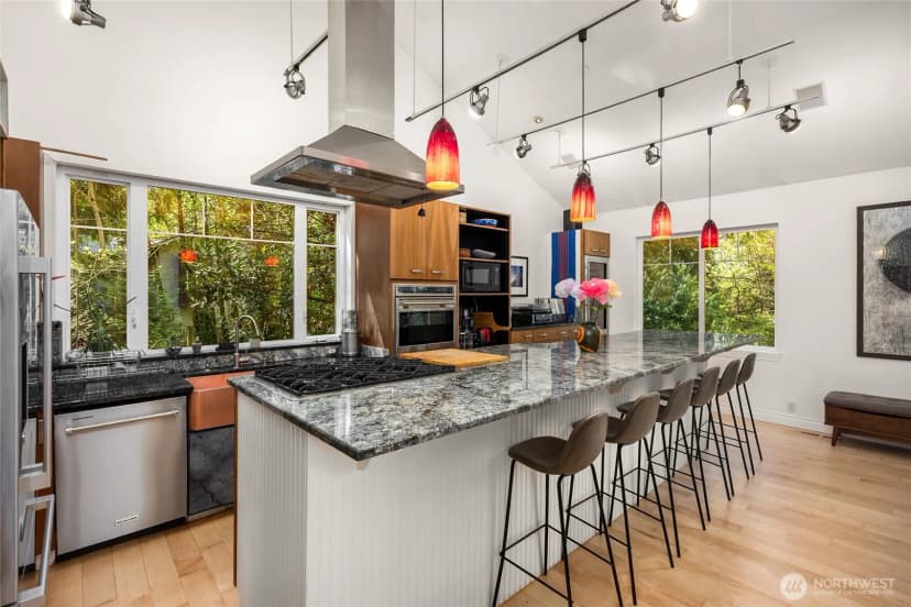 Property photo for 8003 Ne Hidden Cove Road, Bainbridge Island photo 15