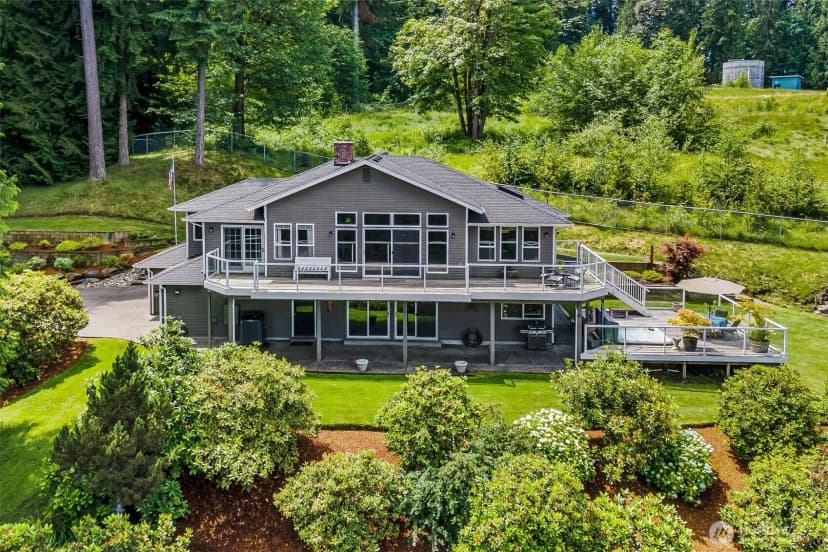 Property photo for 13630 State Route 9 Se, Snohomish