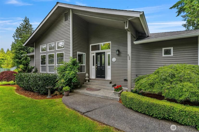 Property photo for 13630 State Route 9 Se, Snohomish photo 10