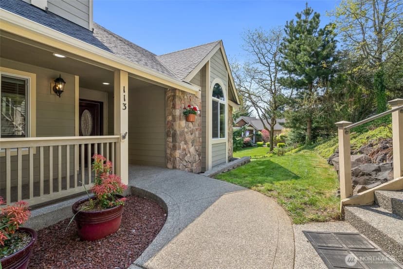 Property photo for 113 Briarwood Court, Chehalis