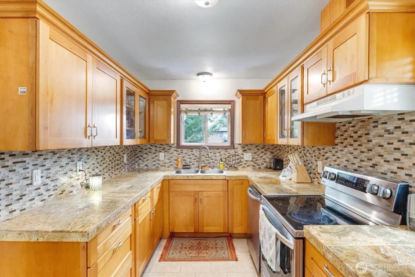 Property photo for 3170 Pennsylvania Street, Longview photo 10