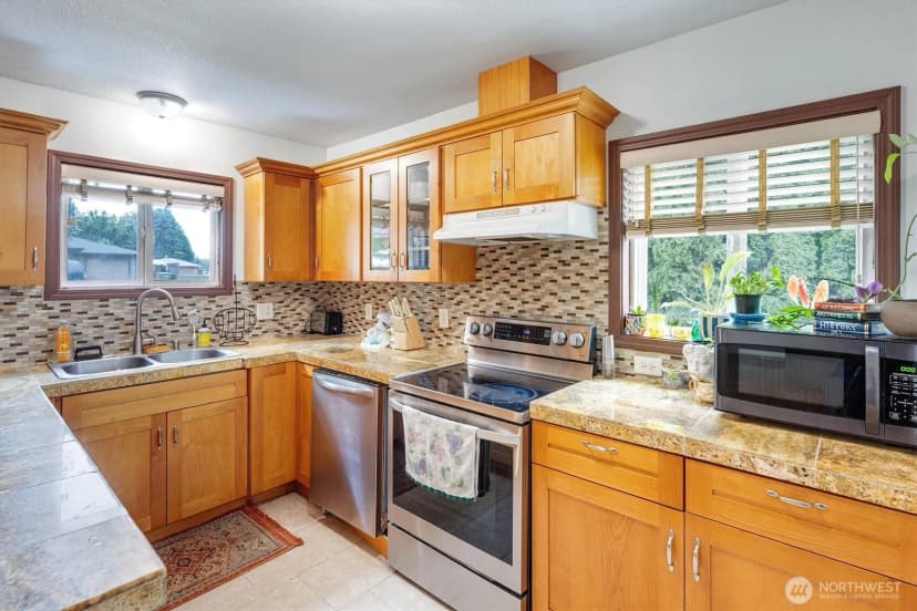 Property photo for 3170 Pennsylvania Street, Longview photo 11