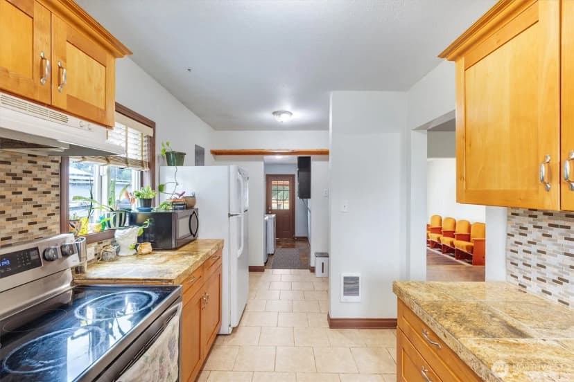 Property photo for 3170 Pennsylvania Street, Longview photo 13