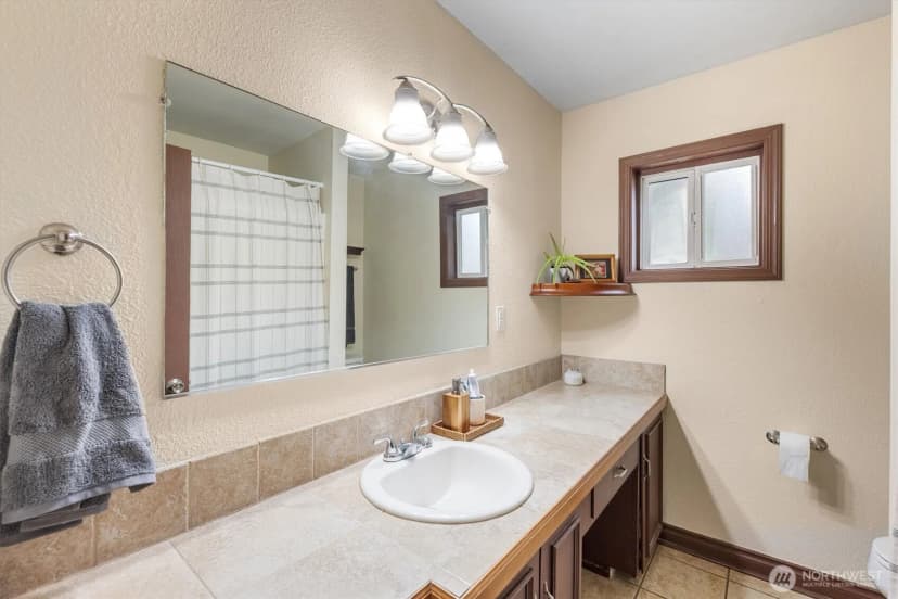 Property photo for 3170 Pennsylvania Street, Longview photo 23