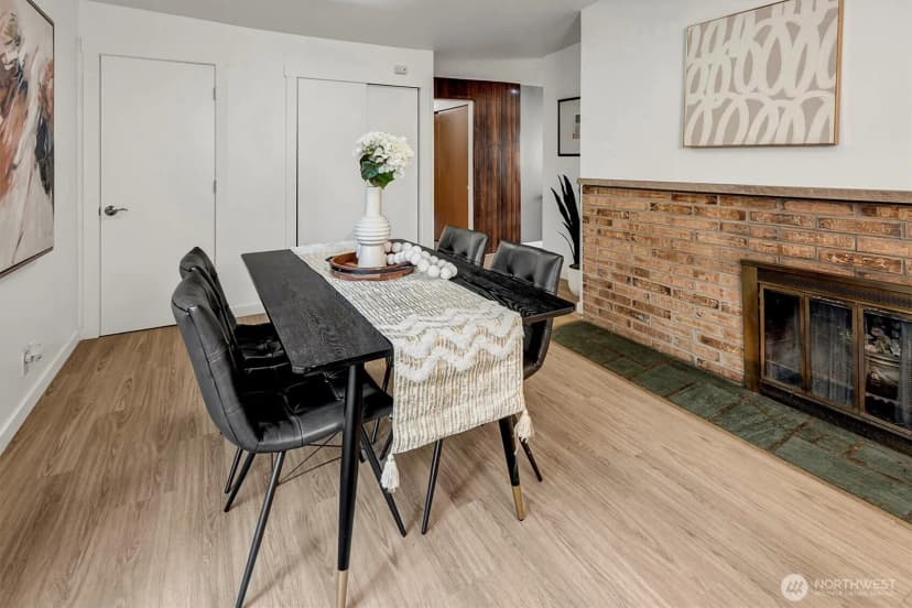 Property photo for 9512 220th Street Sw, Edmonds photo 8