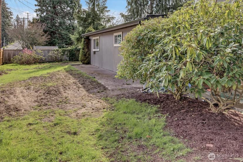 Property photo for 9512 220th Street Sw, Edmonds photo 31